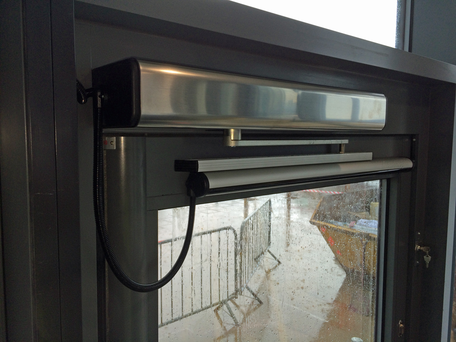 Record swing door operator